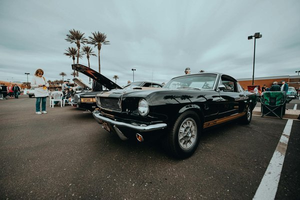 Voitures de sport : comment investir ?